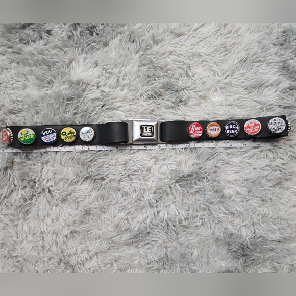 Y2K Little Earth Bottle Cap Seatbelt Button Bottle Opener Belt - Picture 5 of 8